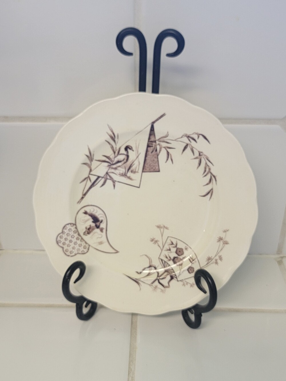 Paragon Vintage Decorative Scalloped Porcelain Plate with Asian Motif